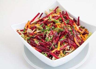 Как приготовить салат «Щетка»: «выметаем» лишние кг и очищаем организм Салат щетка из свеклы и моркови